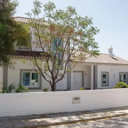 Villa Castelos, Quelfes, Eastern Algarve 8700-581 *