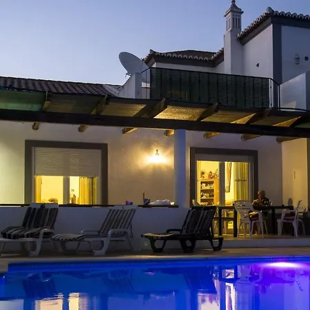 Castelos, Quelfes, Eastern Algarve Private Pool וילה Olhão