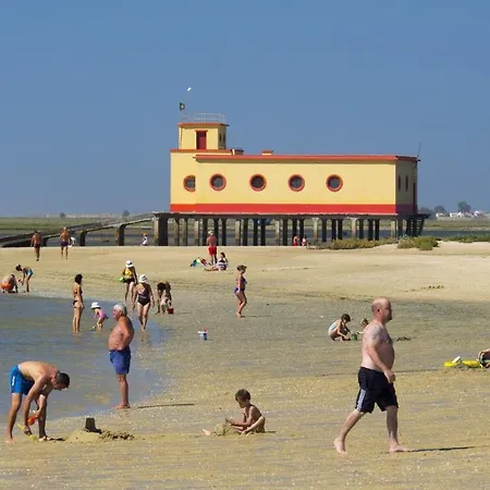 Castelos, Quelfes, Eastern Algarve 8700-581 * Olhão