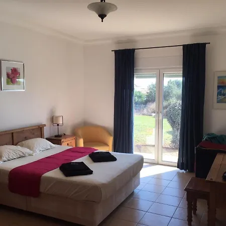 Castelos, Quelfes, Eastern Algarve 8700-581 Villa Olhão